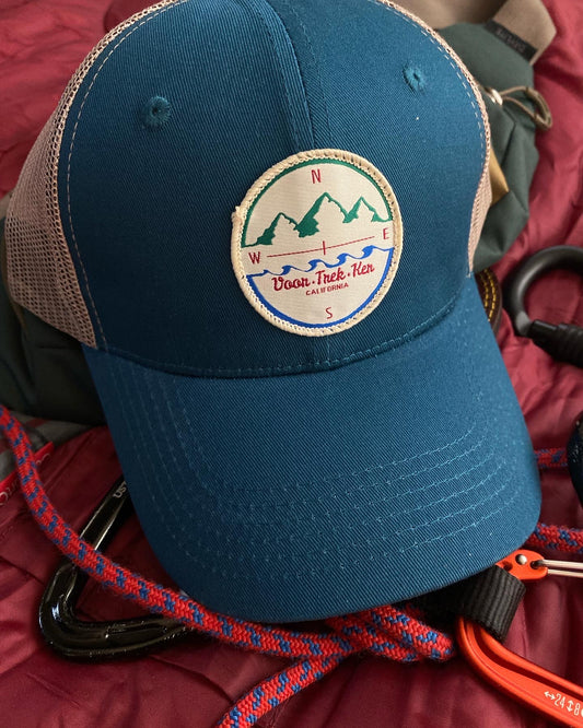 Classic Trucker Hat "TRAVELER"